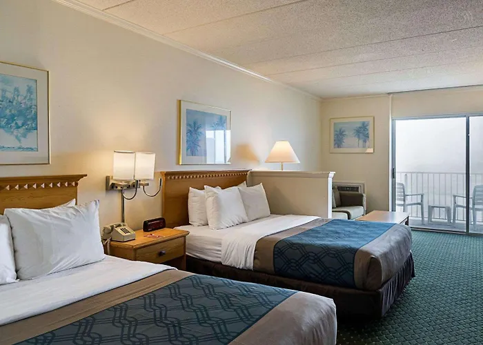 Inn Quality Ocean Beachfront