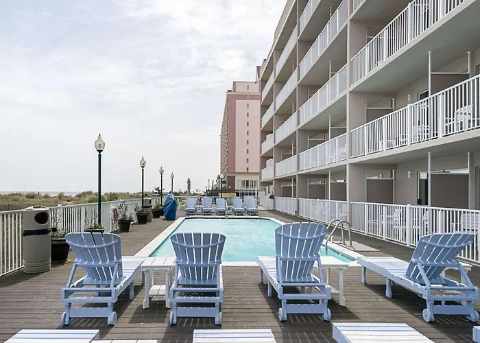 Quality Ocean Beachfront 4*