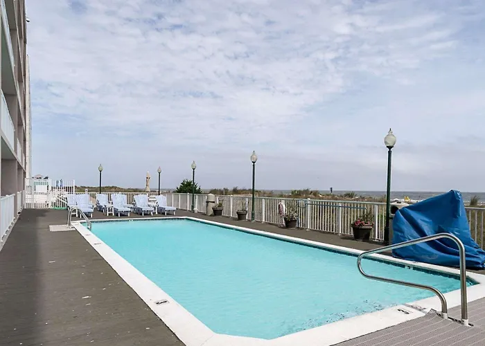 Quality Ocean Beachfront 4* Ocean City