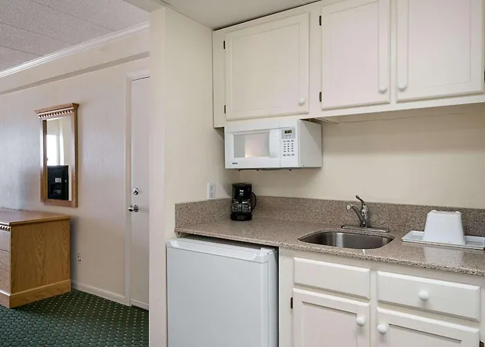 Quality Ocean Beachfront Inn