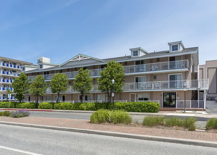 Inn Quality Ocean Beachfront