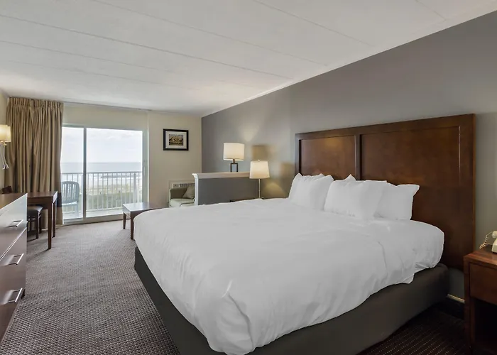 Quality Ocean Beachfront Inn 4*