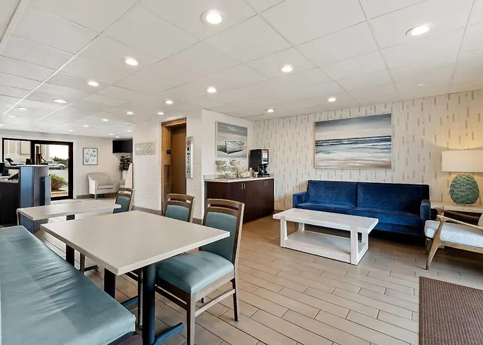 Inn Quality Ocean Beachfront