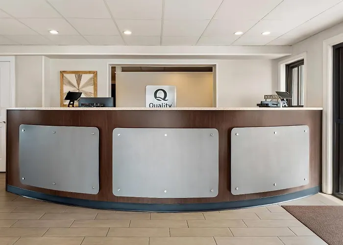 Quality Ocean Beachfront Inn 4*