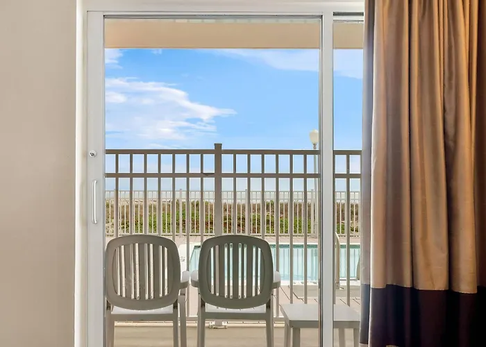 Inn Quality Ocean Beachfront