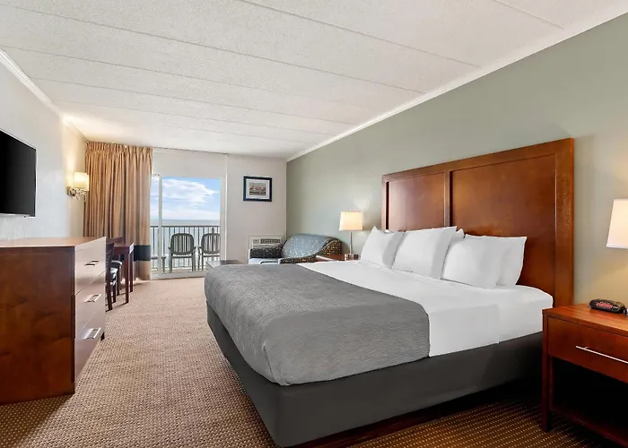Quality Ocean Beachfront 4*