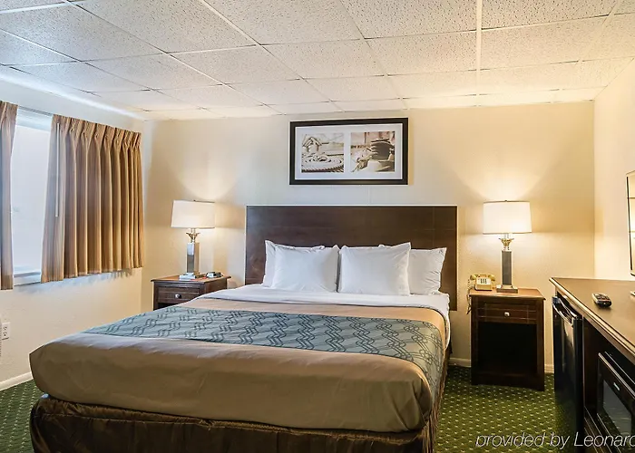 Quality Ocean Beachfront 4*