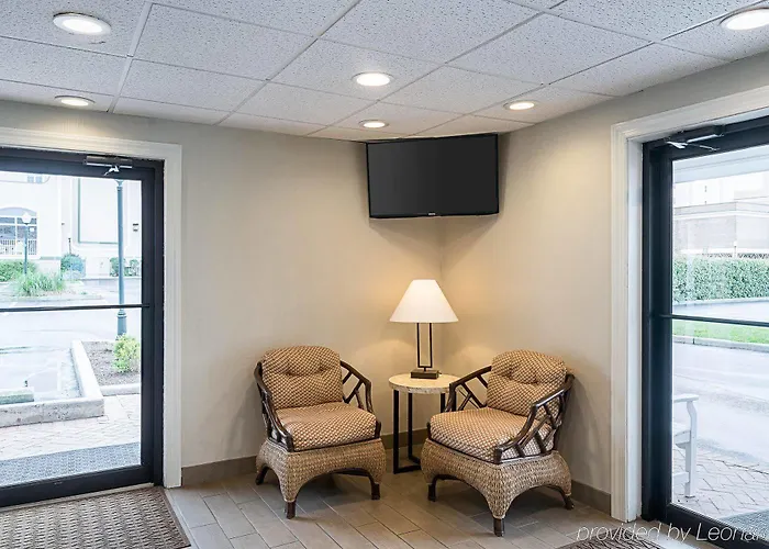 Inn Quality Ocean Beachfront